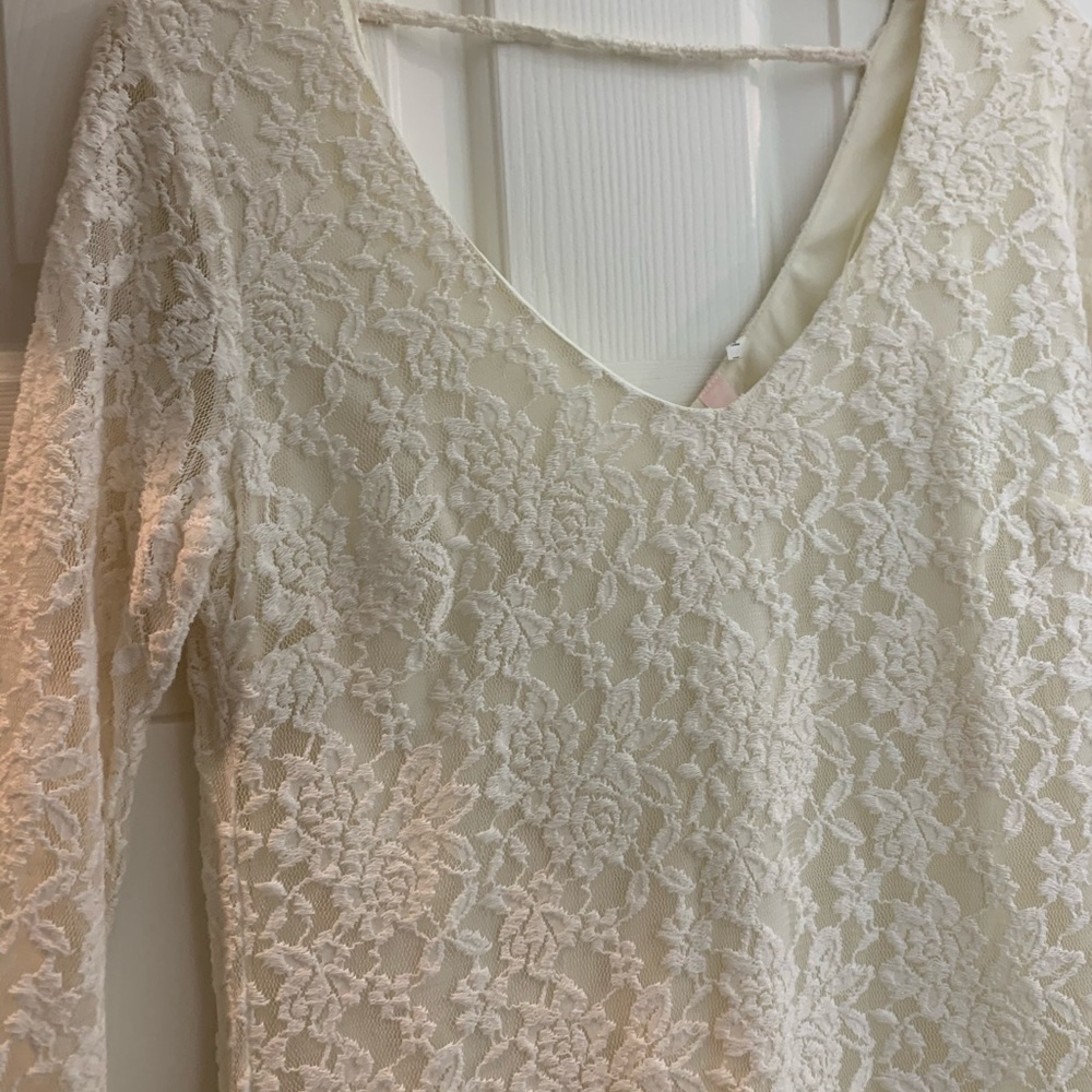 Women’s lace white dress - Picture 2 of 4